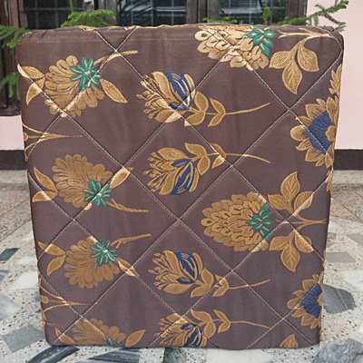 DCM5 Sitting Stool