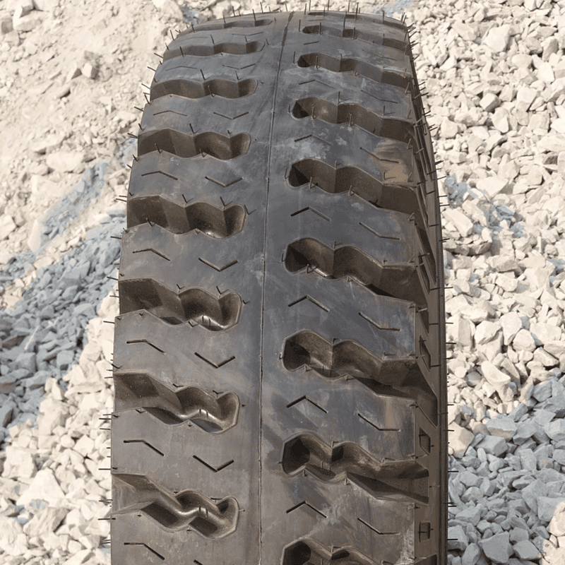 Tyre Size 10.00-20 Back Tyre पीछे का टायर